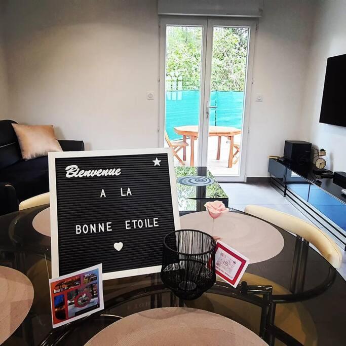 La Bonne Etoile Marseille ! Hebergement Romantique ! Jacuzzi Et Piscine ภายนอก รูปภาพ
